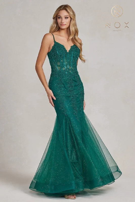 Budget-friendly unclassified dressesApplique V-Neck Mermaid Gown by Nox Anabel P1170 Budget-friendly unclassified dresses