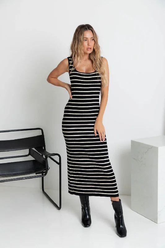 Monochrome unclassified dressesOllie Knit Dress - Black and Cream Monochrome unclassified dresses